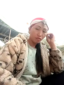 Snapshot of hot-luna- chatting on 02-03-26, 07:13 hot-luna- online show from 02-03-26, 07:13