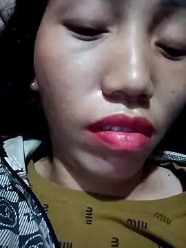 Snapshot of hot-luna- chatting on 02-20-26, 08:11 hot-luna- online show from 02-20-26, 08:11