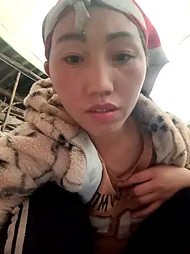 Snapshot of hot-luna- chatting on 02-12-26, 10:37 hot-luna- online show from 02-12-26, 10:37