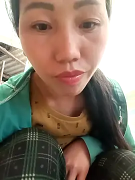 Snapshot of hot-luna- chatting on 02-22-26, 09:55 hot-luna- online show from 02-22-26, 09:55