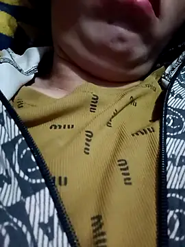 Snapshot of hot-luna- chatting on 02-17-26, 11:13 hot-luna- online show from 02-17-26, 11:13