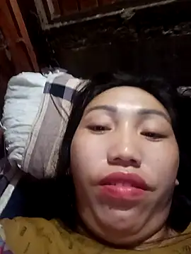 Snapshot of hot-luna- chatting on 02-16-26, 10:18 hot-luna- online show from 02-16-26, 10:18