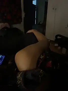 Indian-gentleman teen online show from 04-18-26, 09:04