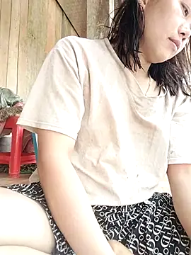 Snapshot of Bella-222 chatting on 04-06-26, 05:08 Bella-222 online show from 04-06-26, 05:08