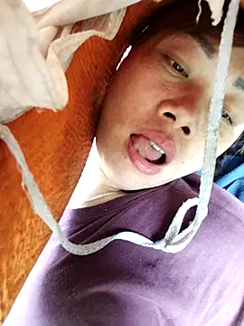 Snapshot of Bella-222 chatting on 04-08-26, 05:09 Bella-222 online show from 04-08-26, 05:09