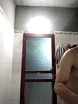 Snapshot of Bella-222 chatting on 04-16-26, 12:28 Bella-222 online show from 04-16-26, 12:28