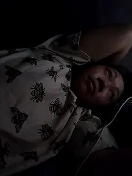 Snapshot of Bella-222 chatting on 04-11-26, 09:29 Bella-222 online show from 04-11-26, 09:29