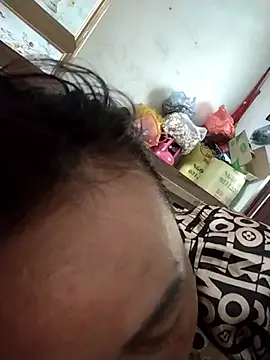 Snapshot of Bella-222 chatting on 04-15-26, 06:08 Bella-222 online show from 04-15-26, 06:08