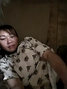 Snapshot of Bella-222 chatting on 03-24-26, 01:33 Bella-222 online show from 03-24-26, 01:33