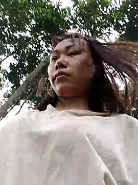 Snapshot of Bella-222 chatting on 03-25-26, 01:39 Bella-222 online show from 03-25-26, 01:39