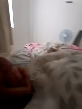 Snapshot of TropBig chatting on 03-04-26, 10:56 TropBig online show from 03-04-26, 10:56