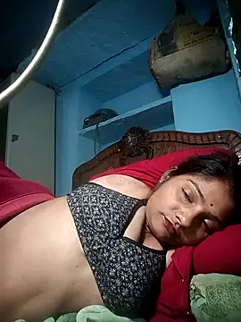 Snapshot of Hotty_raghni chatting on 02-19-26, 03:20 Hotty raghni online show from 02-19-26, 03:20