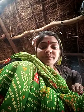 Snapshot of Hotty_raghni chatting on 02-19-26, 03:14 Hotty raghni online show from 02-19-26, 03:14