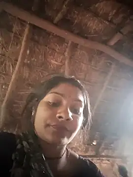 Snapshot of Hotty_raghni chatting on 02-18-26, 02:42 Hotty raghni online show from 02-18-26, 02:42