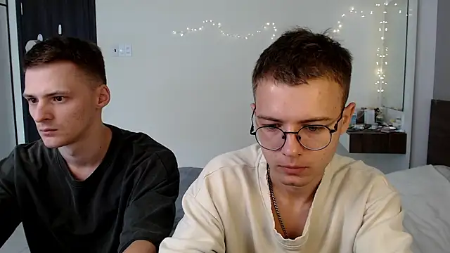 NikiKerryCum online show from 05-20-26, 04:20