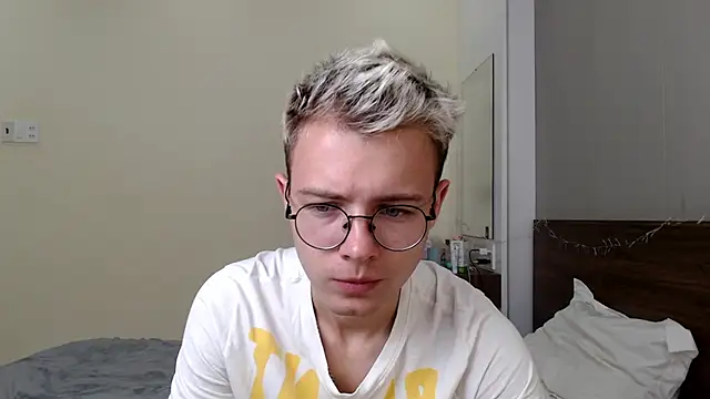 Snapshot of NikiKerryCum chatting on 02-15-26, 02:05 NikiKerryCum online show from 02-15-26, 02:05