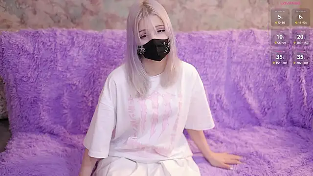 Yunakiss online show from 03-05-26, 09:22