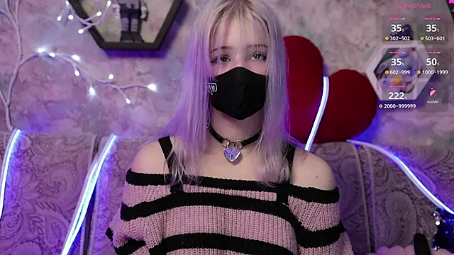 Yunakiss online show from 03-16-26, 09:17