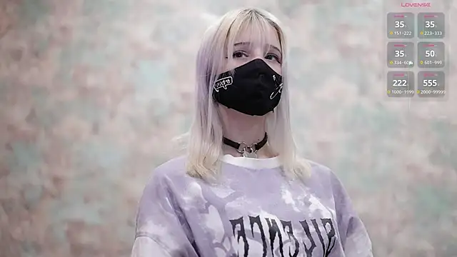 Snapshot of Yunakiss chatting on 02-24-26, 07:37 Yunakiss online show from 02-24-26, 07:37