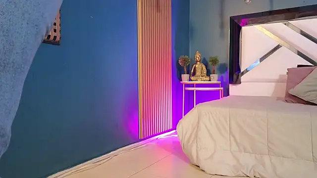 Ladyy brownn online show from 04-18-26, 11:34