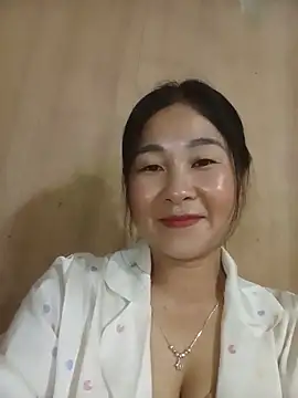 Snapshot of Dunk-namic chatting on 05-22-26, 02:31 Dunk-namic online show from 05-22-26, 02:31