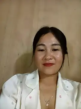 Snapshot of Dunk-namic chatting on 05-21-26, 02:14 Dunk-namic online show from 05-21-26, 02:14