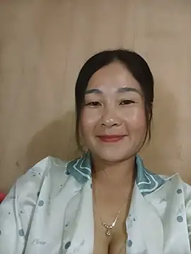 Snapshot of Dunk-namic chatting on 05-31-26, 01:11 Dunk-namic online show from 05-31-26, 01:11