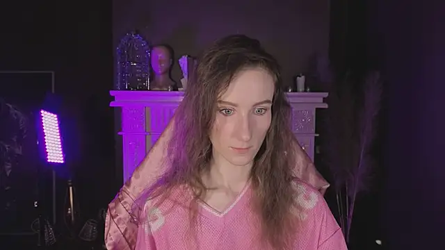 AriaLiko online show from 04-17-26, 08:33