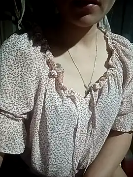 Snapshot of Momo-biki chatting on 07-19-26, 02:14 Momo-biki online show from 07-19-26, 02:14
