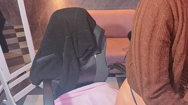 Sophie jones b online show from 04-14-26, 12:32