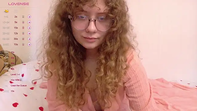 Snapshot of Milounee chatting on 03-06-26, 08:20 Milounee online show from 03-06-26, 08:20