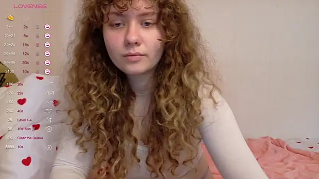 Snapshot of Milounee chatting on 03-07-26, 09:48 Milounee online show from 03-07-26, 09:48