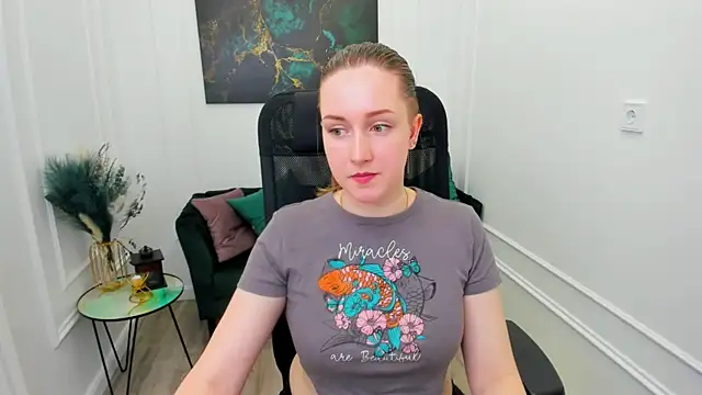 CaseyTerini online show from 04-19-26, 04:24