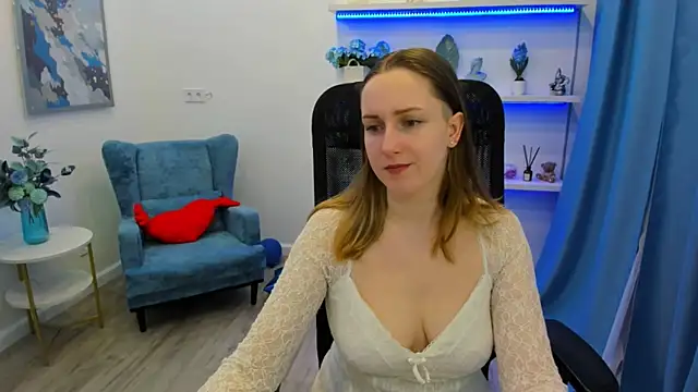 Snapshot of CaseyTerini chatting on 05-03-26, 04:06 CaseyTerini online show from 05-03-26, 04:06