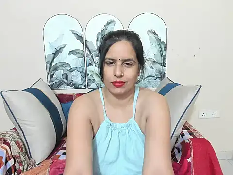 Snapshot of sara_conorr chatting on 05-27-26, 03:47 sara conorr online show from 05-27-26, 03:47