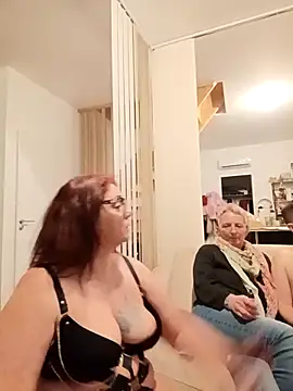 pulpeuse64 online show from 03-07-26, 10:26