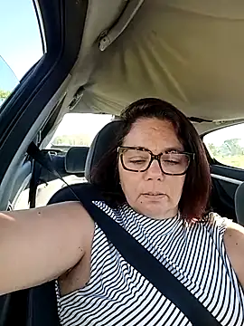 pulpeuse64 online show from 04-07-26, 07:32