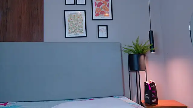 Snapshot of AngelIinHell chatting on 02-13-26, 11:32 AngelIinHell online show from 02-13-26, 11:32