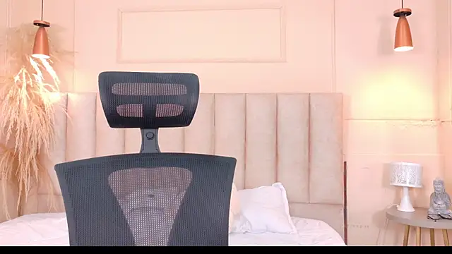 JosselynBrown online show from 06-26-26, 11:27