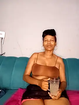 Snapshot of Pogee94 chatting on 02-04-26, 08:31 Pogee94 online show from 02-04-26, 08:31