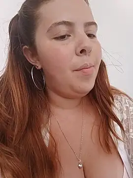 Snapshot of lyss_muller chatting on 07-17-26, 07:33 lyss muller online show from 07-17-26, 07:33