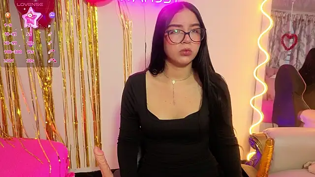 MILAH TAY online show from 02-26-26, 11:43