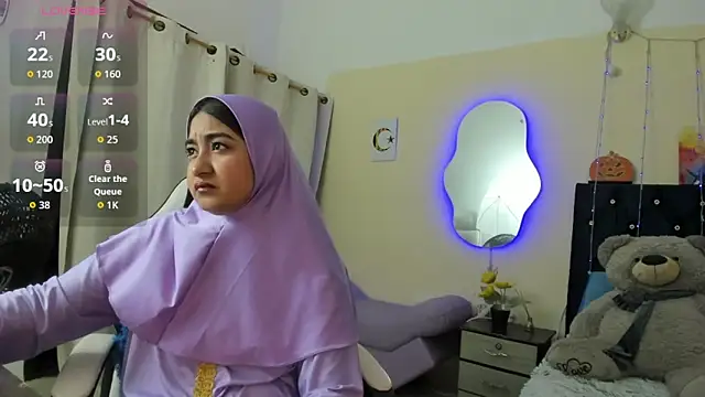 SamiraAwada online show from 04-07-26, 07:15