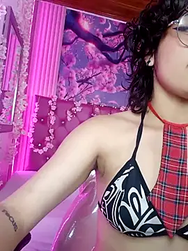 Snapshot of KittyLatina_02 chatting on 02-20-26, 04:09 KittyLatina 02 online show from 02-20-26, 04:09