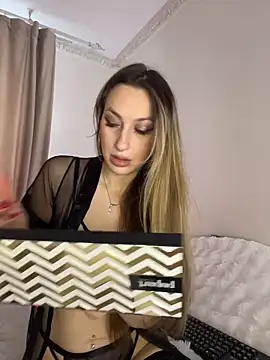 Alyxra online show from 03-22-26, 07:32