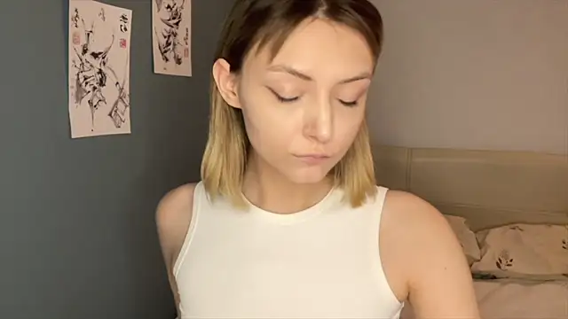 Leecey online show from 03-29-26, 04:41