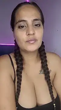 Snapshot of scarth_26 chatting on 02-11-26, 01:11 scarth 26 online show from 02-11-26, 01:11