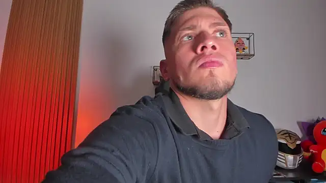 Snapshot of SebastianMaximoff_ chatting on 02-20-26, 08:22 SebastianMaximoff online show from 02-20-26, 08:22