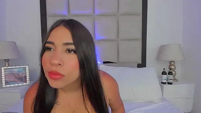 SussyFox online show from 04-05-26, 03:02