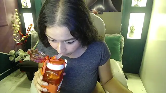 gygy fox 09 online show from 04-10-26, 09:44